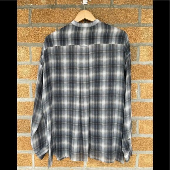 Vince Shadow Plaid Silk Georgette V Neck Blouse Large - Picture 10 of 12